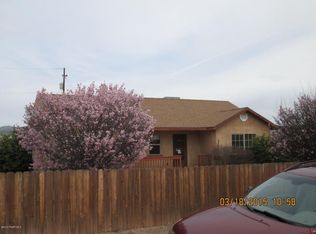 220 W Granada Dr, Paulden, AZ 86334