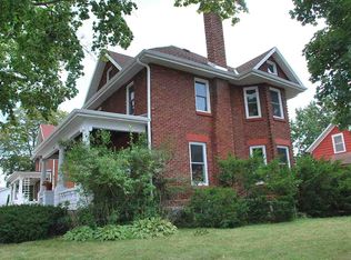 2302 11th St, Monroe, WI 53566