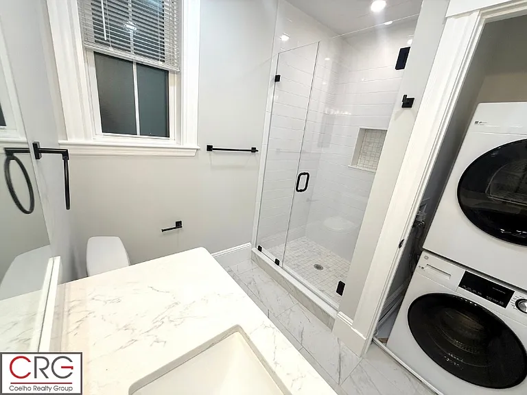 170 Webster Ave #1 — Photo 20