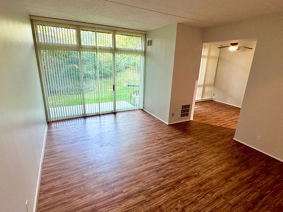 Living room, view from foyer. Ceilings over 10 feet high.