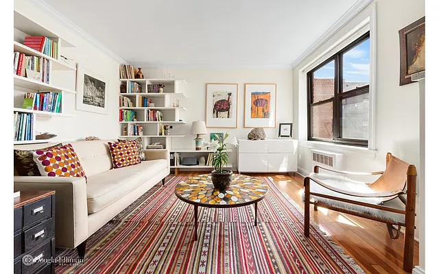 Sold by Douglas Elliman | media 10