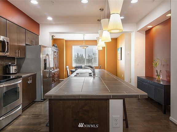 2nd image of 15720 Manor Way