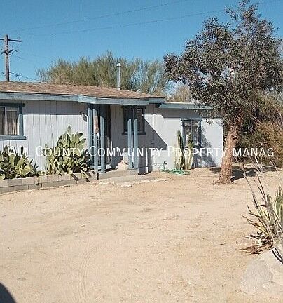 4th image of 61940 Mountain View Cir