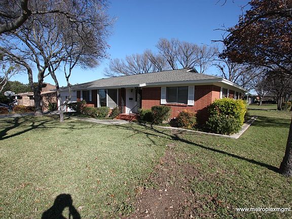 2nd image of 4216 Grand Lake Dr