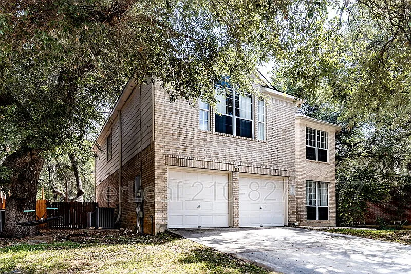4 bed, 3.5 bath, 2281 sqft, $1,997 — Photo 2
