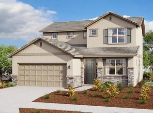 8233 Loyal Dr, Sacramento, CA 95829