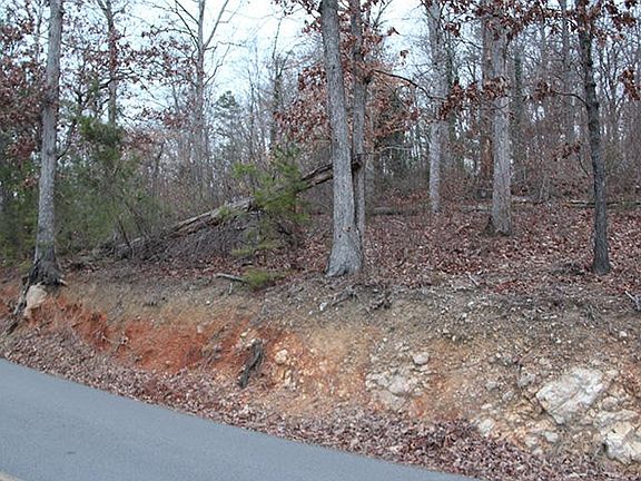 3rd image of LOT Ten Roberts Rd