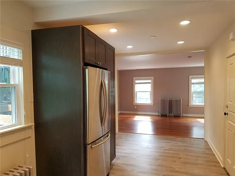 49 Merton Rd #2 — Photo 12