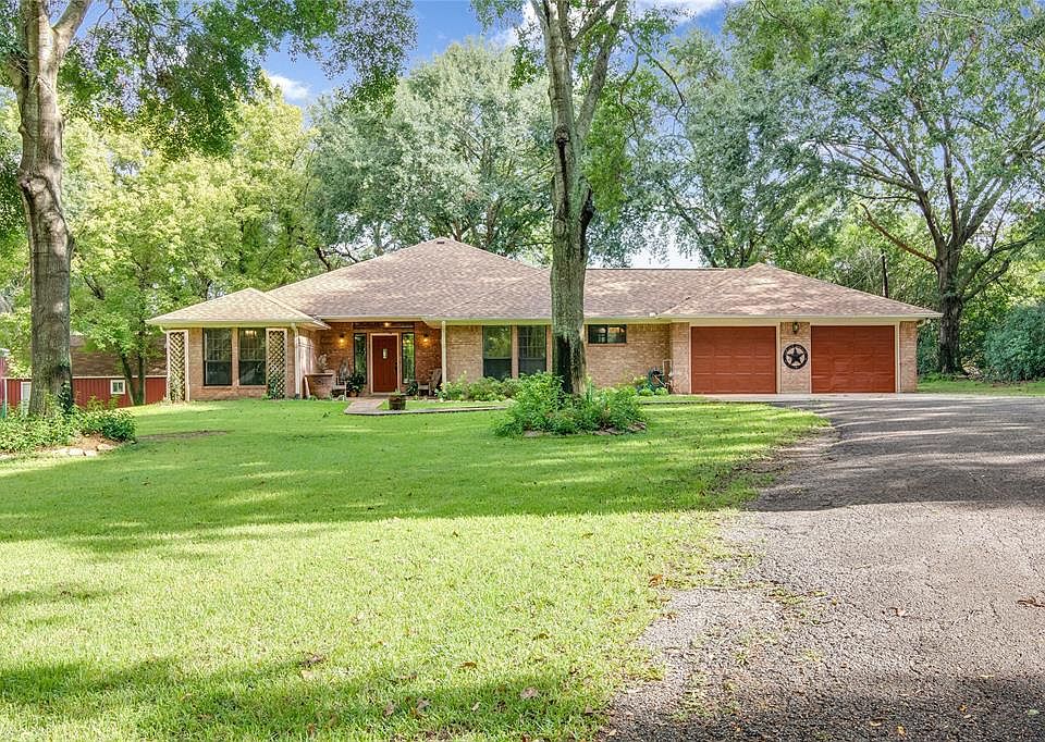 1st image of 13328 Country Oak Dr
