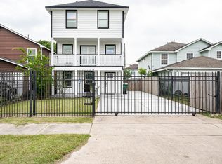 9026 McGallion Rd, Houston, TX 77022