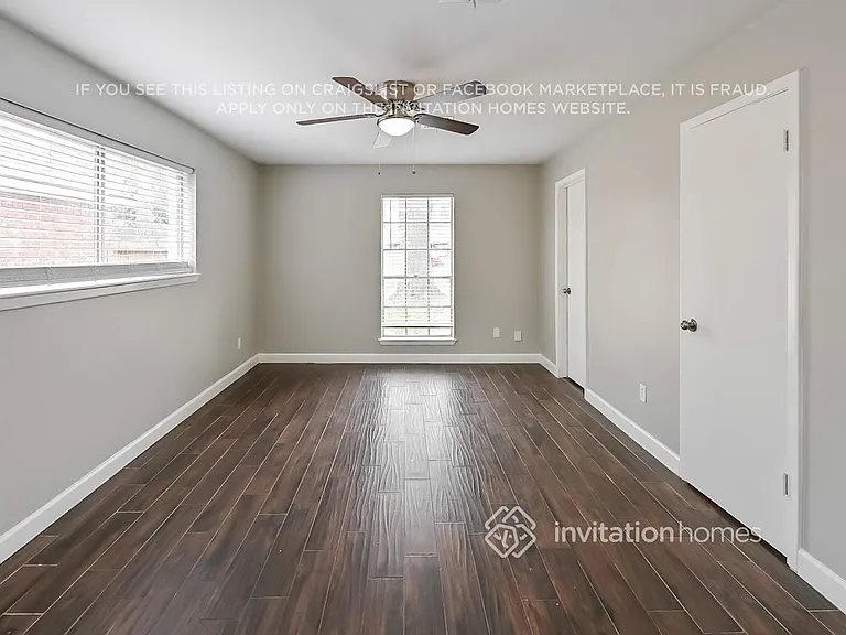 11122 Kirwin Ln — Photo 10