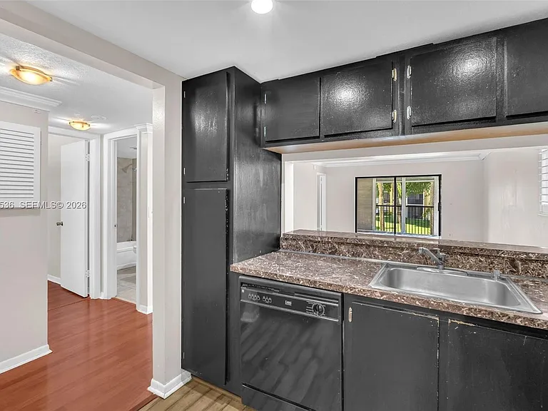 6575 W Oakland Park Blvd #218 — Photo 6