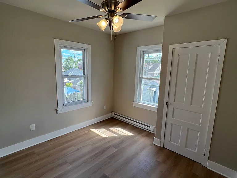 232 W Nesquehoning St — Photo 8
