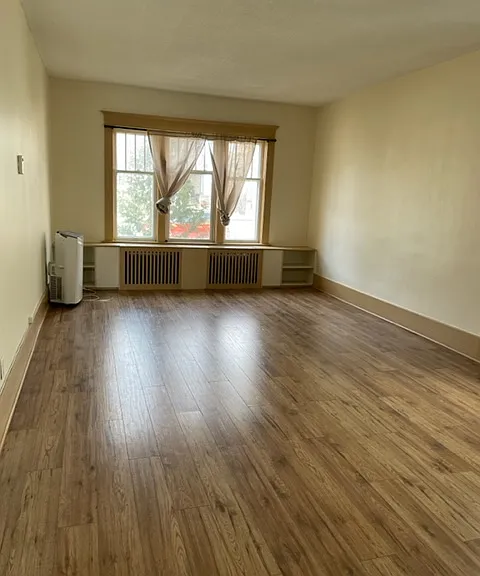 2219 Smith St #1 — Photo 6