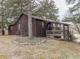 2273 Columbia Rd, Brecksville, OH 44141