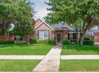 303 Parkview Dr, Trophy Club, TX 76262
