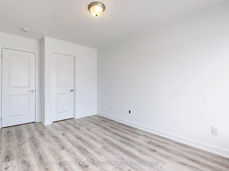 73 Pine Gate Pl — Photo 27