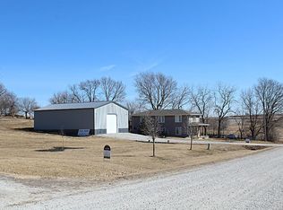 42794 Hickory Rd, Oakland, IA 51560