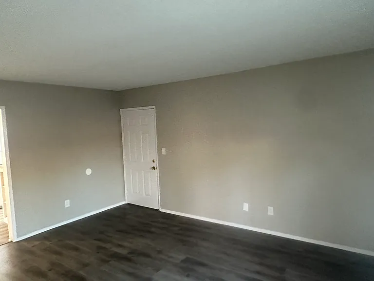 7631 Laurel Canyon Blvd #21 — Photo 3