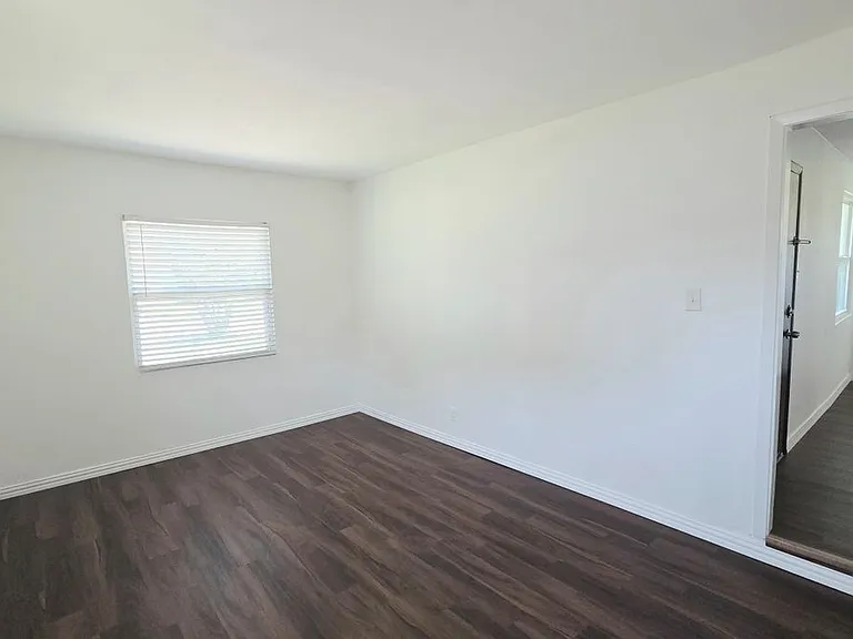 2616 Marbella Ln — Photo 5