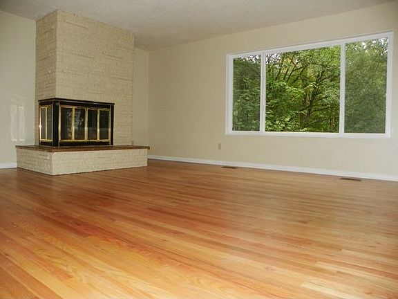 2nd image of 2420 McAtee Dr