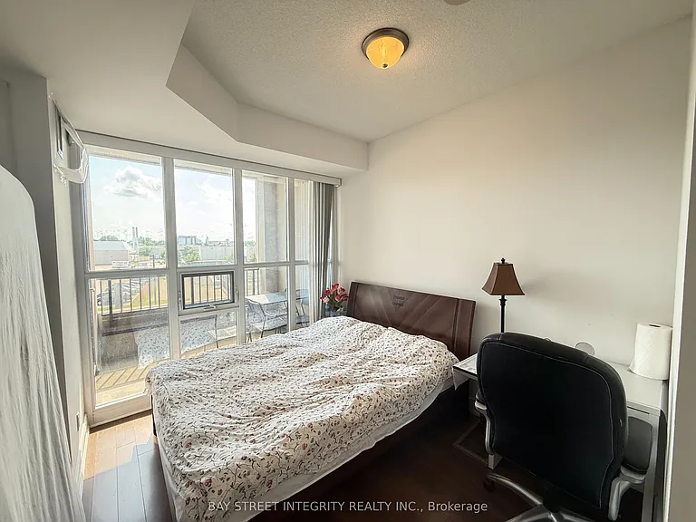 99 S Town Centre Blvd #315 — Photo 8