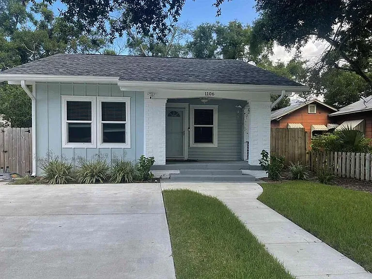 1106 W Gregory St — Photo 1
