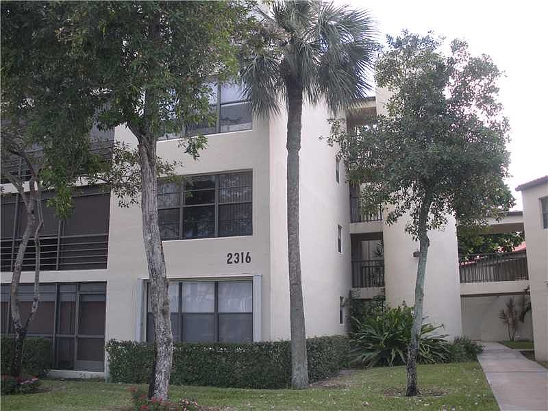 1st image of 2316 S Cypress Bend Dr APT 119
