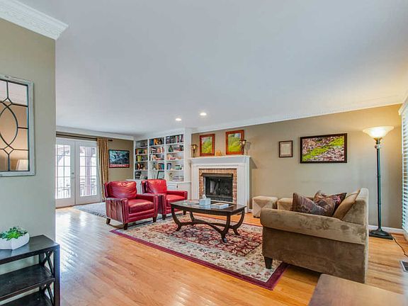 4th image of 7336 River Park Dr