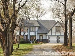 6120 NW Union Chapel Rd, Parkville, MO 64152