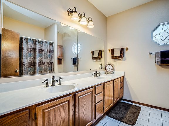4th image of 18543 E Via Del Oro