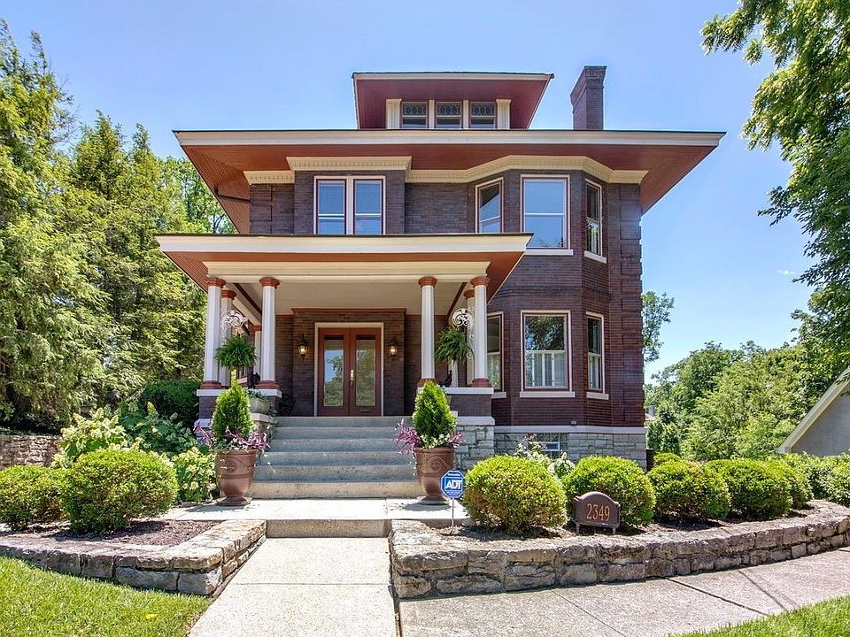 1st image of 2349 E Hill Ave