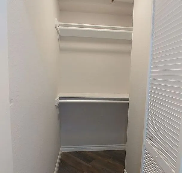 Five Star Suites — Photo 66