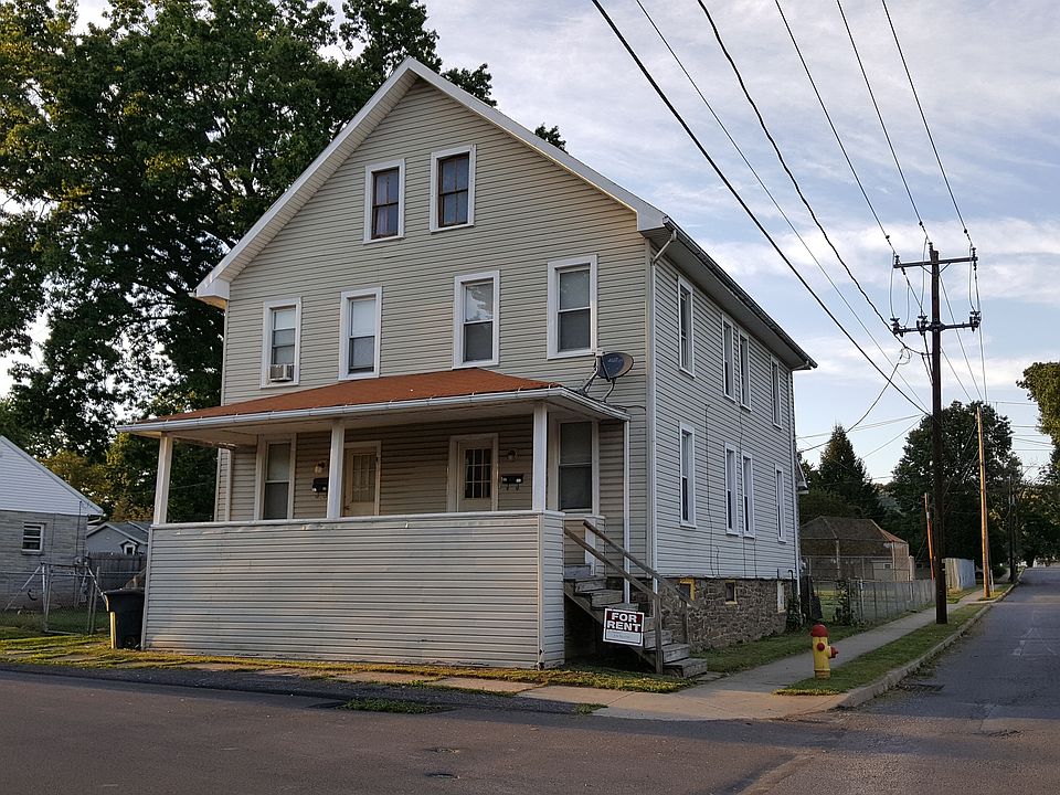 2nd image of 617 Wilson St