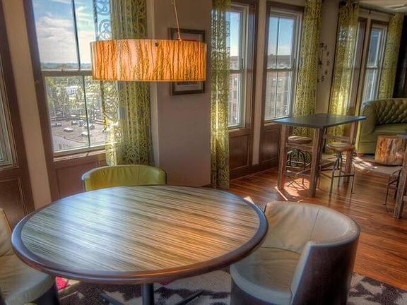 3rd image of 1220 Wythe St APT 255