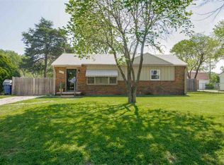 6334 N Jacksonville Dr, Park City, KS 67219