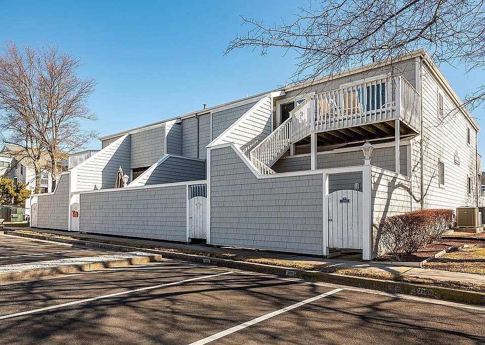 1st image of 12301 Jamaica Ave Unit 111G
