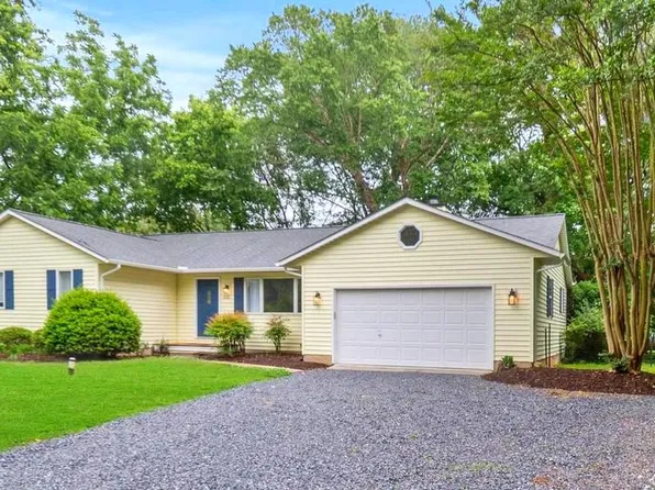 1132 Bay Ridge Rd, Annapolis, MD 21403