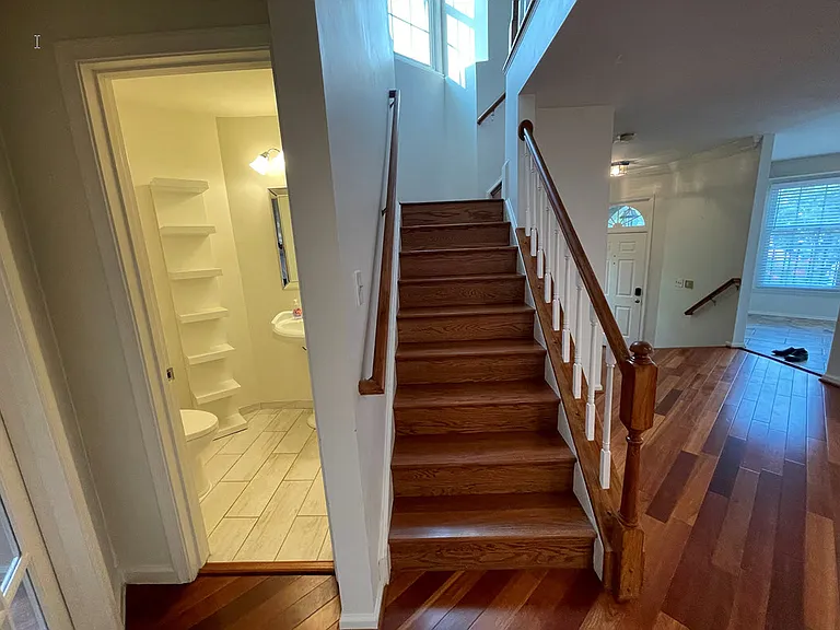 7727 Rockledge Ct — Photo 24