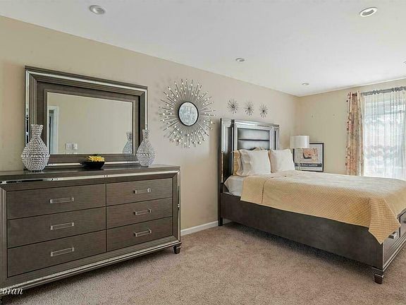 4th image of 1474 St Marks Ave #2