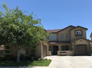 622 E Wind Dr, Ripon, CA 95366