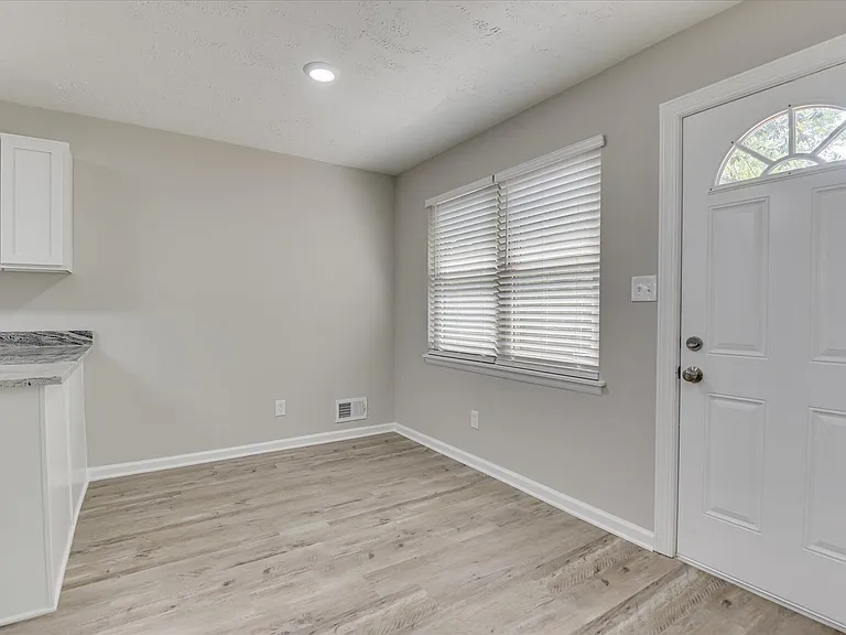 3339 Sugar Mill Rd — Photo 10