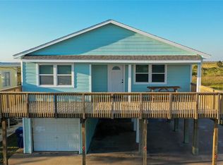 541 Beachfront Dr, Matagorda, TX 77457