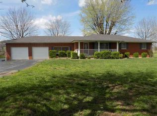 1871 Girkin Rd, Bowling Green, KY 42101