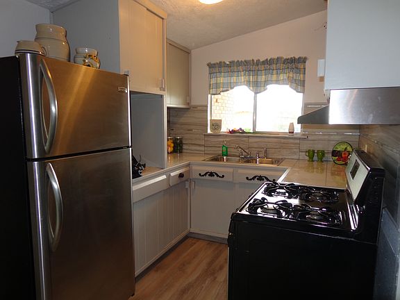 Kitchen with a lot of new