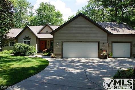 1st image of 4208 Huntington Ct