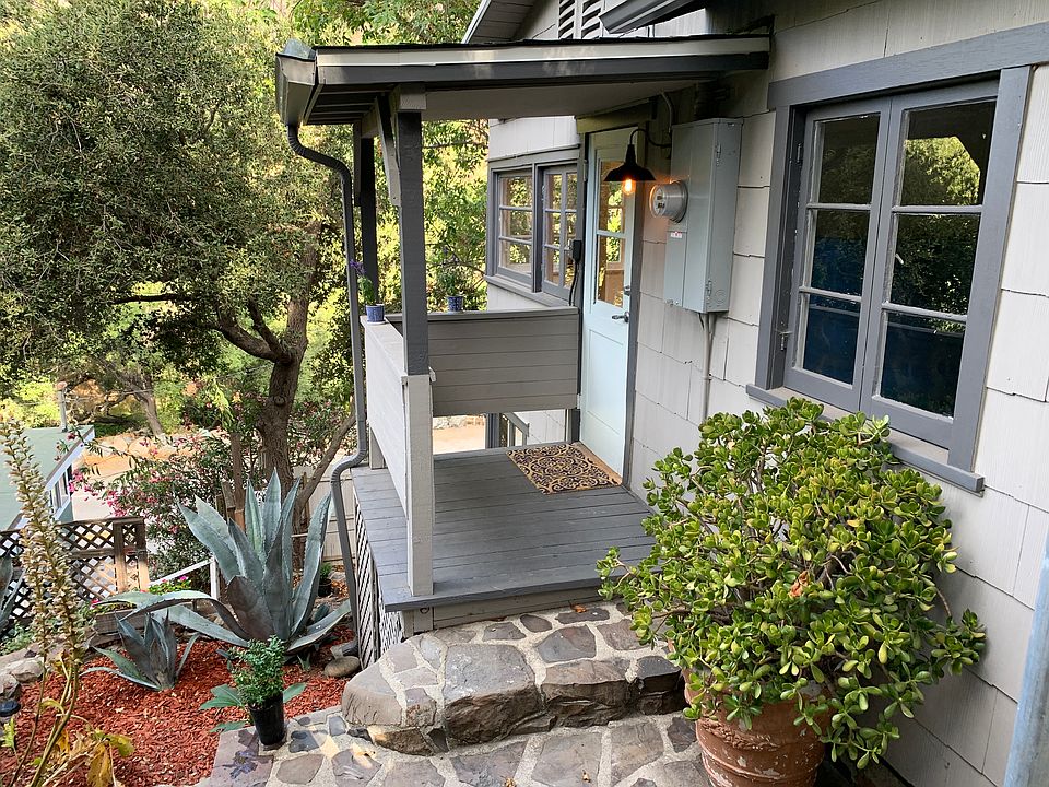 1st image of 626 N Topanga Canyon Blvd