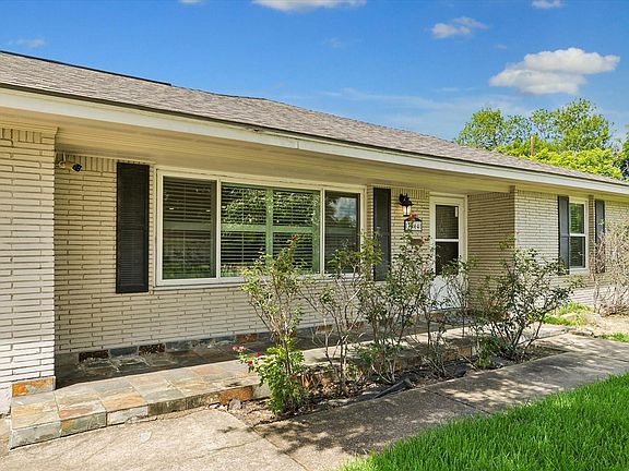 5th image of 3014 Castlewood St