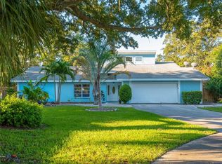 828 Alderwood Way, Sarasota, FL 34243