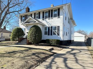 3012 49th St, Des Moines, IA 50310